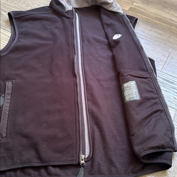 Nike ACG | Vintage Black Fleece Vest Therma Layer 2 Size Large - Picture 9 of 15